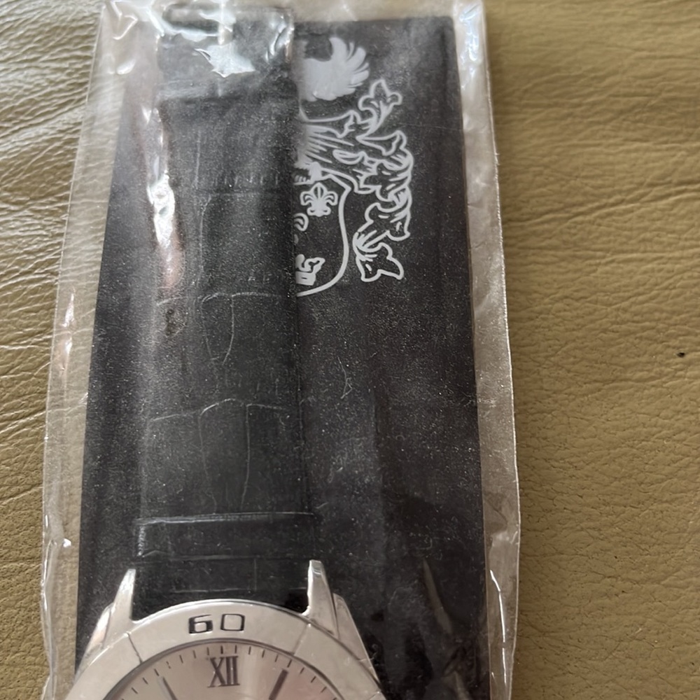 Nip! Eiger Watch With Black Leather Strap. - image 2